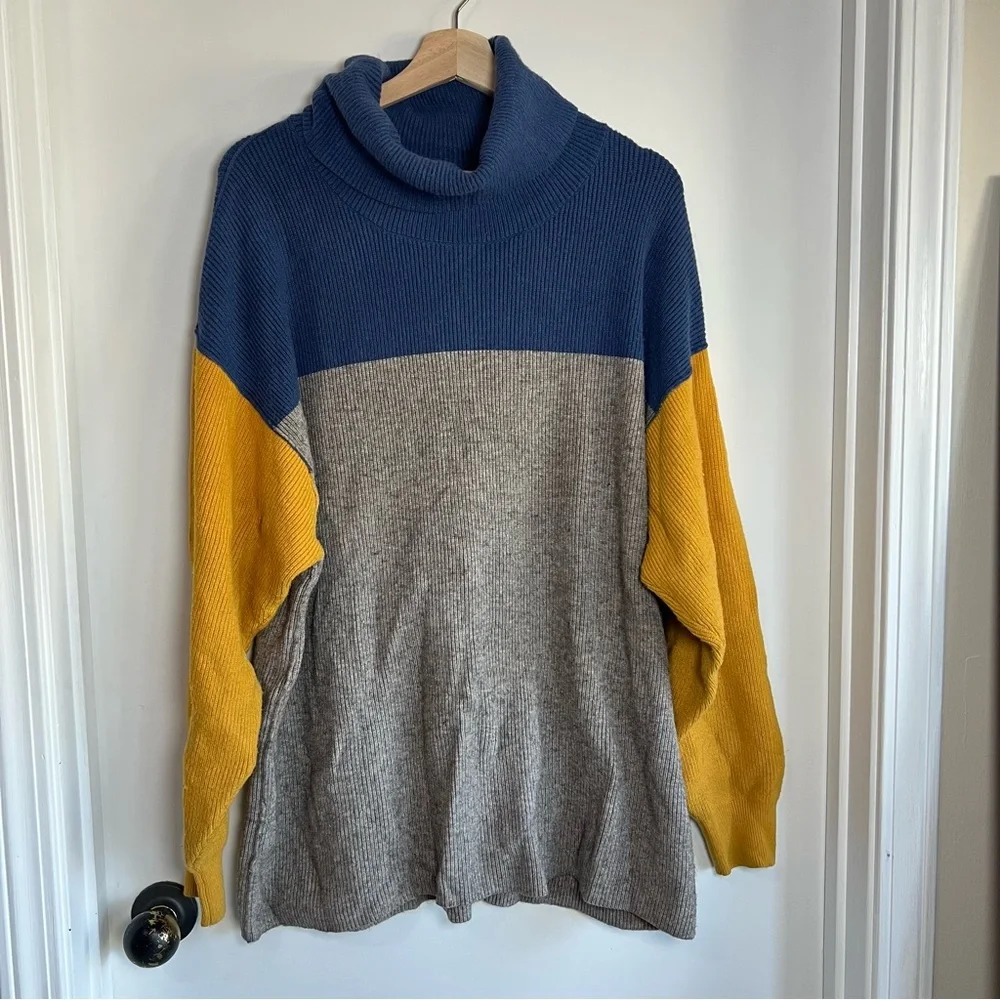 Free People‎ Softly Structured Colorblock Oversized Turtleneck Sweater, Size M